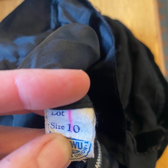 Vintage Womens 1960s Black Velvet Sleeveless Top - Picture 6 of 7